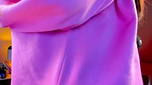 coraline latin online show from January 18, 2025, 10:28 pm