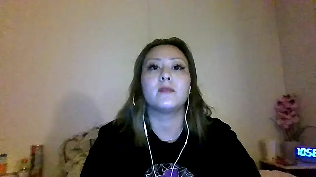 Snapshot of YOUNGFLICKA chatting on November 26, 2025, 4:57 am YOUNGFLICKA online show from November 26, 2025, 4:57 am