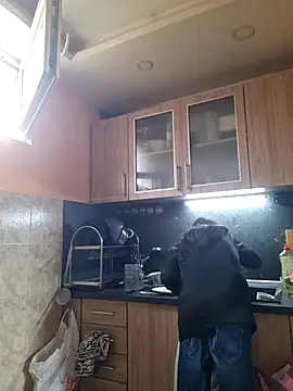 rposhta1991 online show from March 12, 2025, 11:42 am