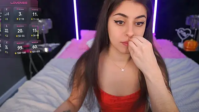 GoldBabyS online show from November 28, 2025, 2:31 pm