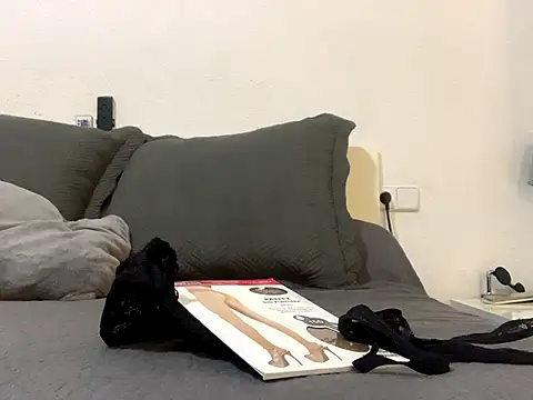 Chic desire online show from September 19, 2025, 7:43 am