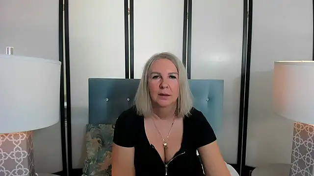 EricaTop online show from January 25, 2025, 9:15 am