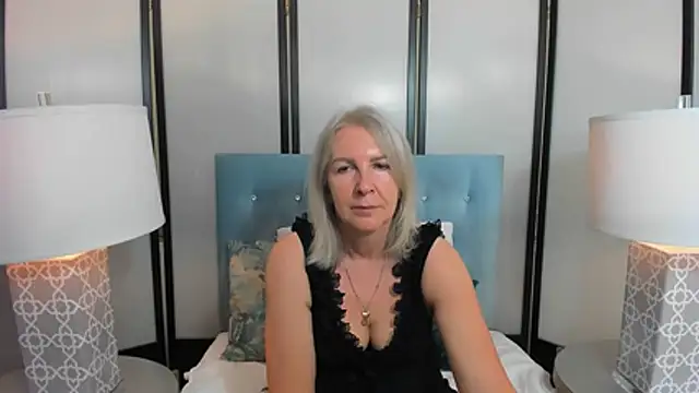 EricaTop online show from June 3, 2026, 6:13 pm