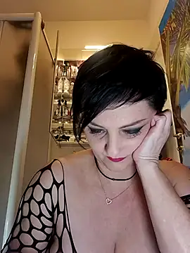 Snapshot of lucillabollente chatting on March 28, 2026, 5:07 am lucillabollente online show from March 28, 2026, 5:07 am