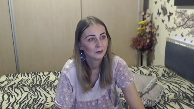 Snapshot of MirabelaSweet chatting on March 6, 2026, 11:39 am MirabelaSweet online show from March 6, 2026, 11:39 am