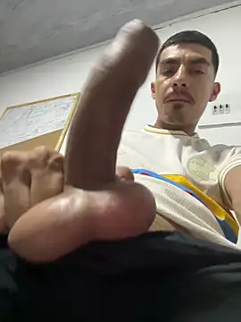 Snapshot of blackcoffe1002 chatting on February 28, 2026, 10:44 pm blackcoffe1002 online show from February 28, 2026, 10:44 pm