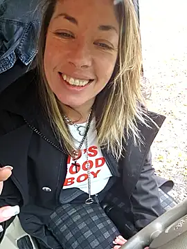  NinaLuvSins  online show from November 22, 2025, 3:44 pm