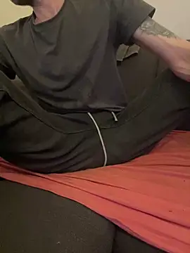 Snapshot of LionBoy1976 chatting on March 2, 2025, 6:40 pm LionBoy1976 online show from March 2, 2025, 6:40 pm