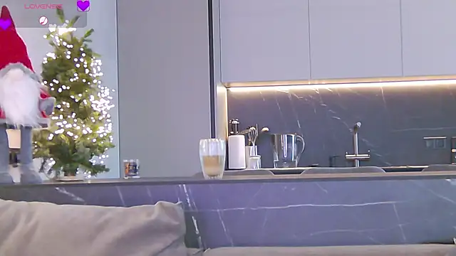 Sinful Eyes online show from January 5, 2025, 1:04 pm