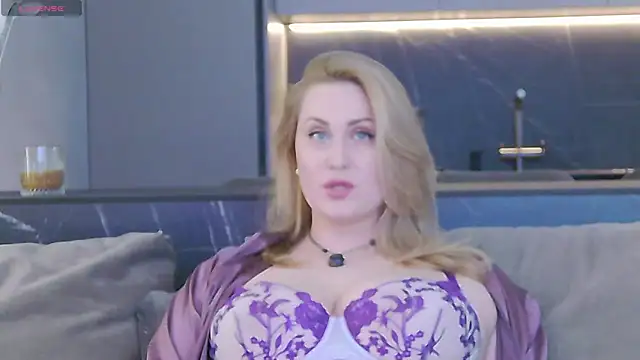 Sinful Eyes online show from February 5, 2025, 2:26 pm