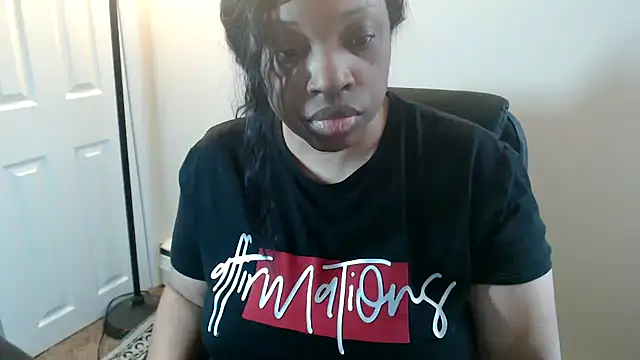 Sexymona1218 online show from March 5, 2026, 2:57 pm