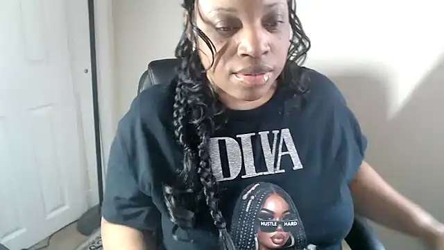 Sexymona1218 online show from March 27, 2026, 6:29 pm