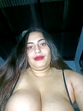 xandra252 online show from April 28, 2026, 2:27 am