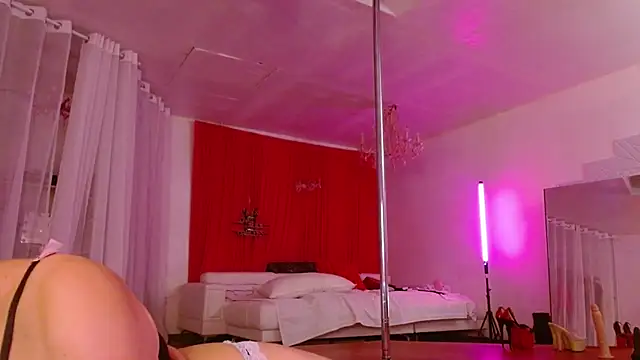 Sweet-Ginger online show from September 14, 2025, 3:55 pm