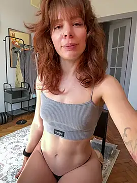 Oopsfoxy online show from June 30, 2026, 10:38 am