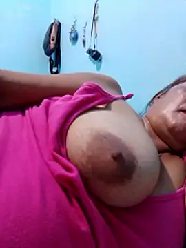 sexylizzy4u online show from April 2, 2026, 8:39 pm