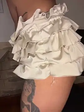 Snapshot of sralalo chatting on February 13, 2026, 12:39 am sralalo online show from February 13, 2026, 12:39 am