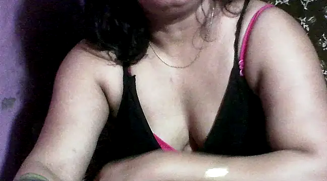 koyel90 online show from February 25, 2025, 6:42 pm