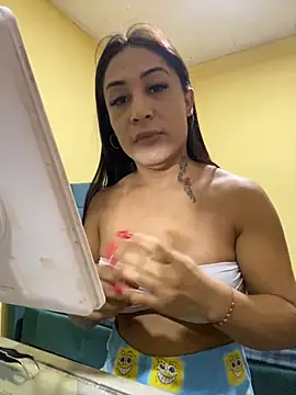 Afroditahott online show from December 14, 2025, 8:46 pm