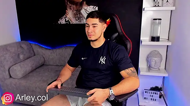 Dimitri Colleman online show from December 13, 2024, 5:05 am