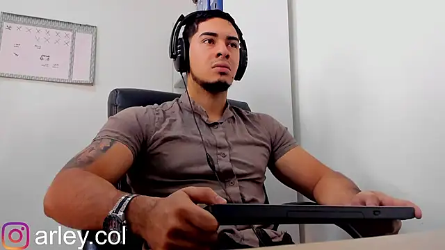 Dimitri Colleman online show from December 15, 2024, 2:30 am