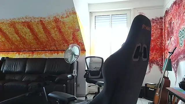 sextoy911 online show from April 8, 2026, 4:07 pm