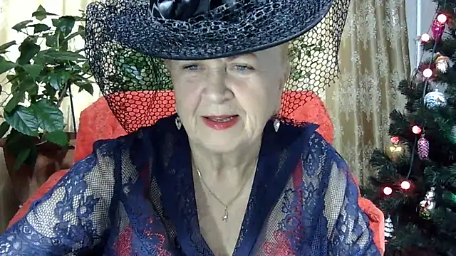 Emma52610 online show from January 17, 2025, 12:21 pm