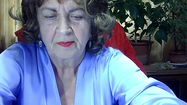 Emma52610 online show from March 31, 2026, 11:21 am