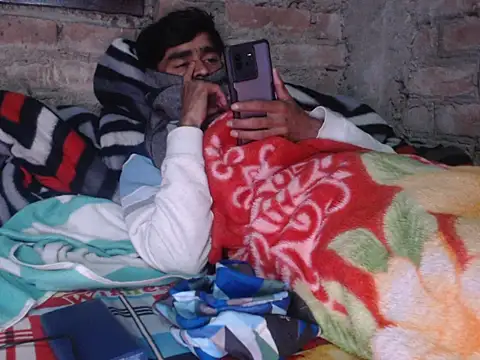 ThethunderPo online show from December 21, 2025, 2:57 pm