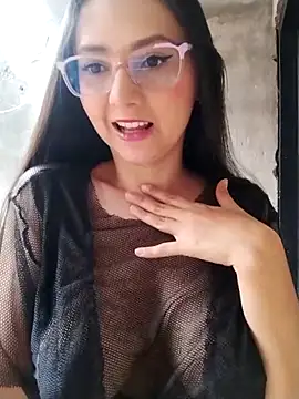 Camilatinass  online show from March 12, 2026, 12:22 pm