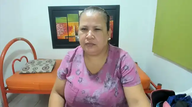Snapshot of beckyummys chatting on January 11, 2025, 11:56 am beckyummys online show from January 11, 2025, 11:56 am