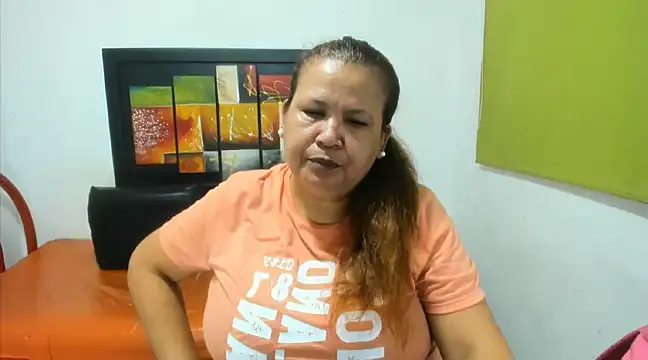 Snapshot of beckyummys chatting on January 29, 2025, 11:51 am beckyummys online show from January 29, 2025, 11:51 am