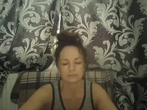 LindaStarS online show from March 16, 2025, 6:31 am