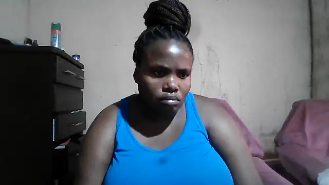 sexybigboobz online show from October 12, 2025, 2:27 pm