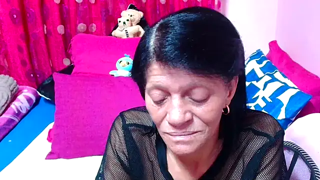 SLUTTYROXY online show from September 14, 2025, 6:18 pm