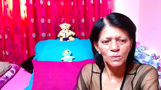 SLUTTYROXY online show from September 16, 2025, 6:47 am