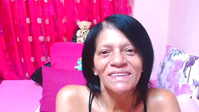 SLUTTYROXY online show from March 29, 2026, 5:46 pm