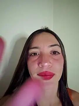 loveuu-bae online show from April 17, 2026, 2:47 am