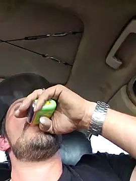 UncutHammer69 online show from February 5, 2025, 4:47 pm