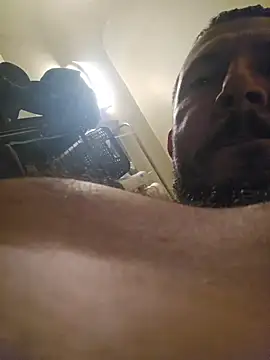 UncutHammer69 online show from October 23, 2025, 10:58 am