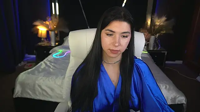 EmilyCandyy online show from November 11, 2025, 6:57 am