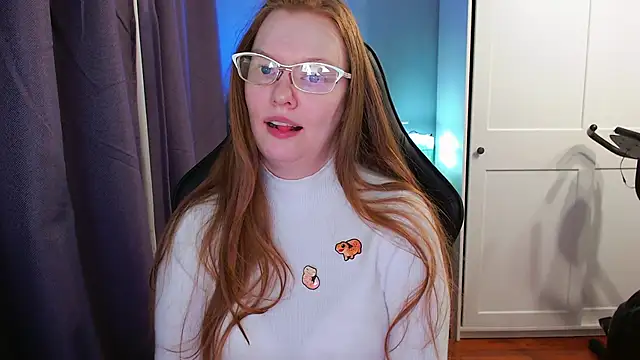 Lady Inari online show from April 22, 2026, 8:43 pm