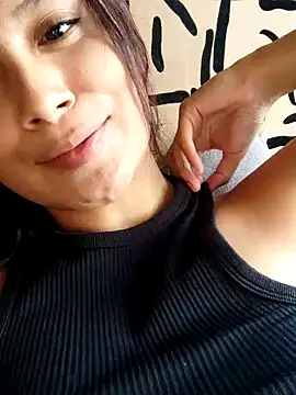 kinky milaxh online show from December 5, 2024, 10:23 pm