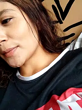 kinky milaxh online show from February 21, 2025, 4:48 pm