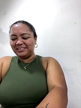 yanza2002 online show from November 11, 2025, 12:10 am