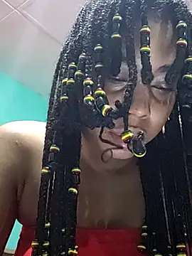 Snapshot of HONEYSWEETS_LIVE chatting on October 11, 2025, 9:24 pm HONEYSWEETS LIVE online show from October 11, 2025, 9:24 pm