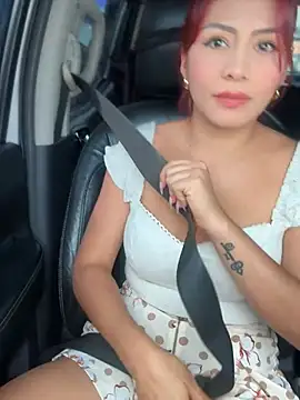 Snapshot of LINDA_PATTY94 chatting on February 11, 2025, 9:03 pm LINDA PATTY94 online show from February 11, 2025, 9:03 pm