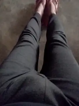 bigh96dik online show from December 23, 2025, 4:43 am