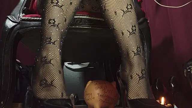 MeGoddesSara online show from March 18, 2026, 8:34 pm