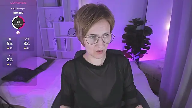 Paris Cherry online show from March 29, 2026, 6:19 pm